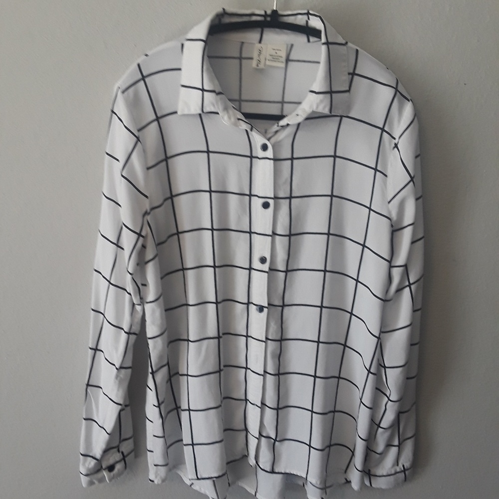 Black and white blouse